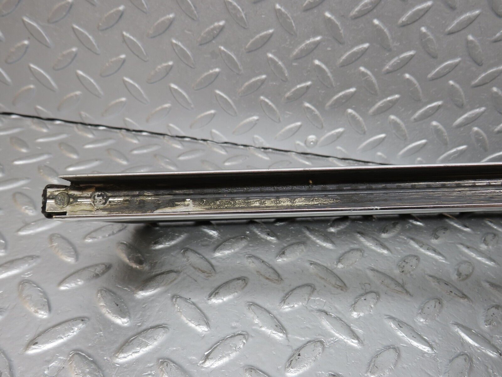 40500 Mercedes-Benz W110 230 Front Right Quarter Window