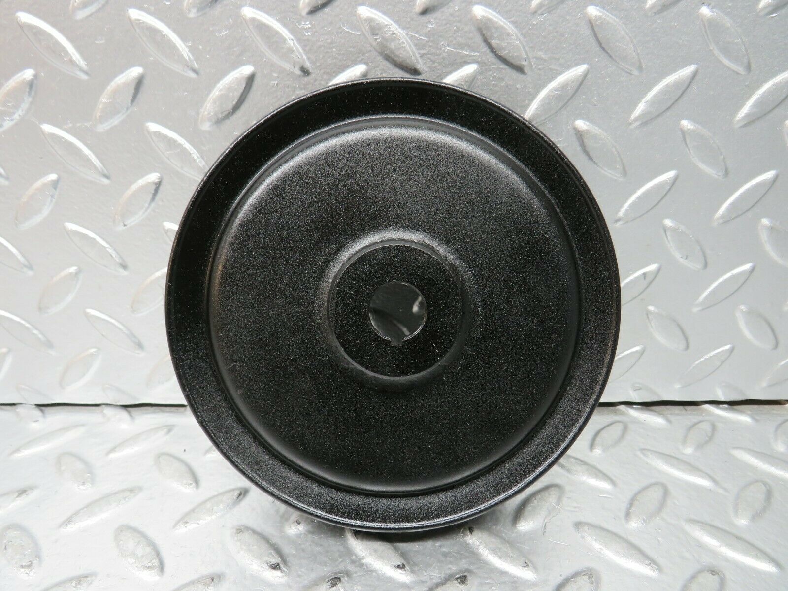 23370 Mercedes-Benz W116 350SE Power Steering Pump Pulley