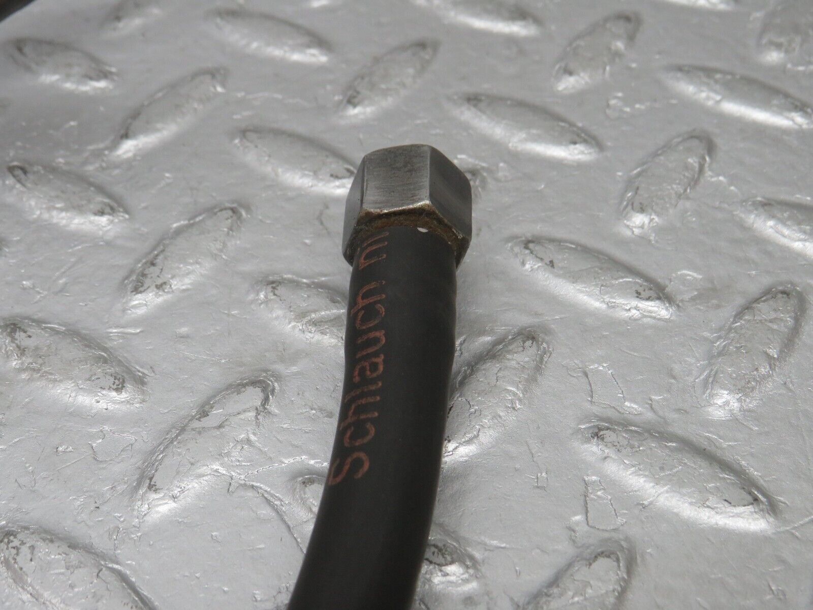 38184 Mercedes-Benz A124 320E Cabriolet Fuel Hose Pipe