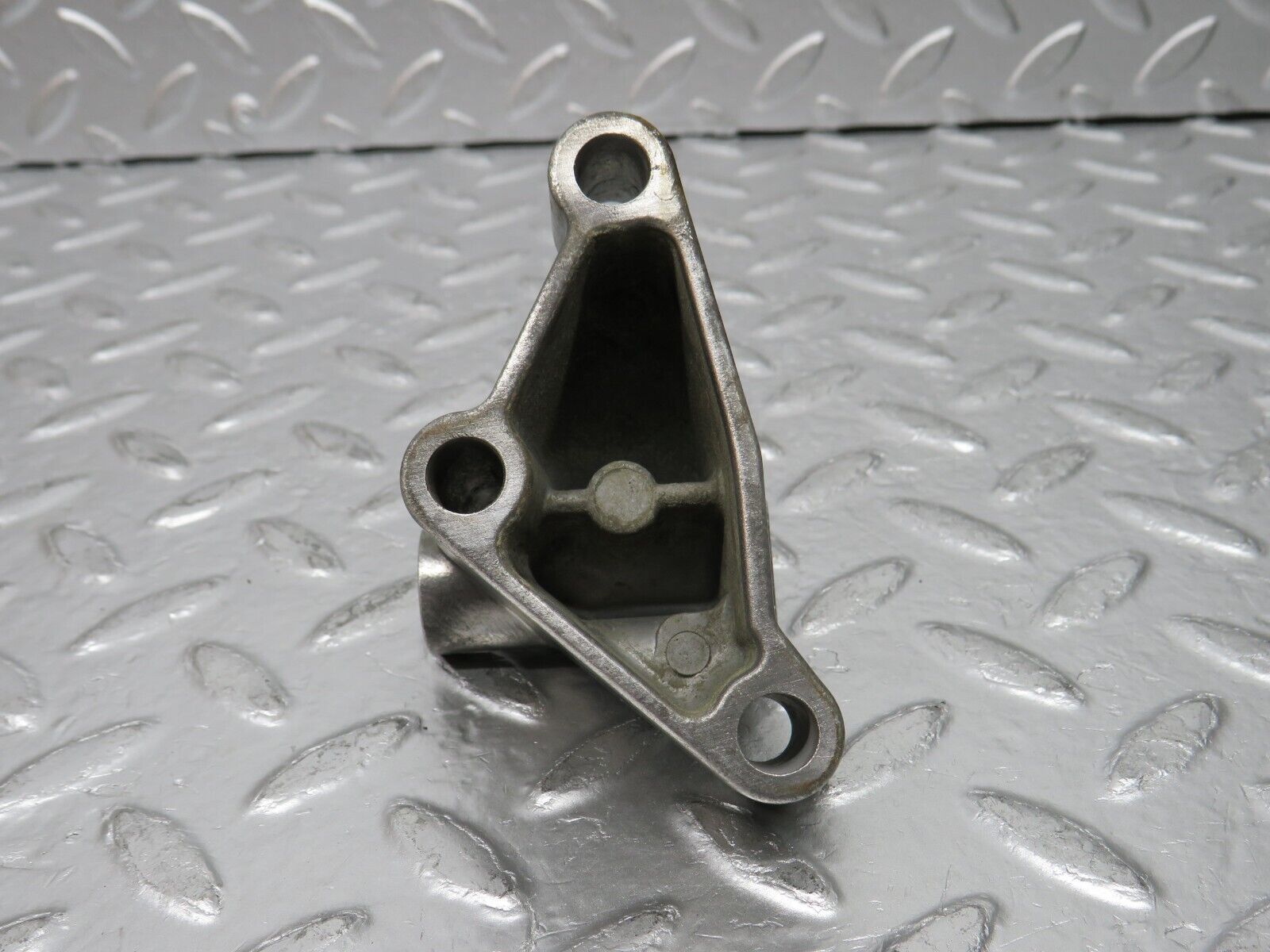 30429 Mercedes-Benz W124 230E Alternator Generator Support 1021550835