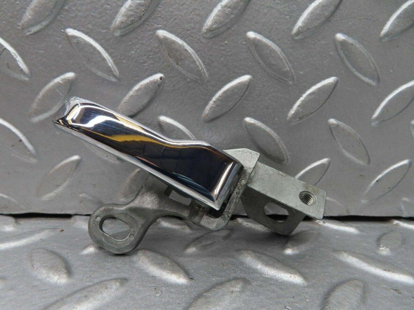 7040 Mercedes-Benz W123 230E Rear Right Interior Door Handle 1237600261