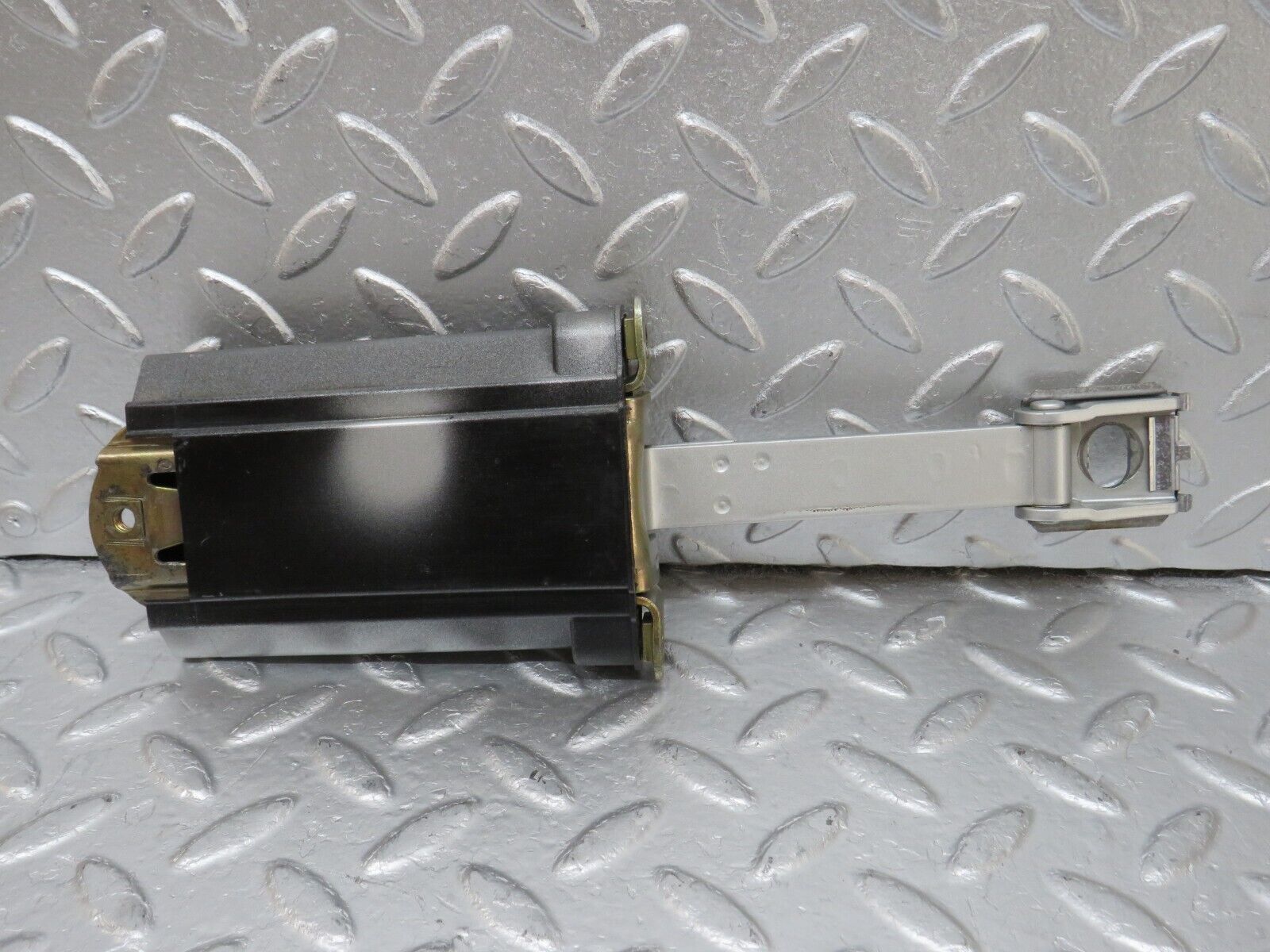 34693 Mercedes-Benz W210 320E Door Safety Check Strap