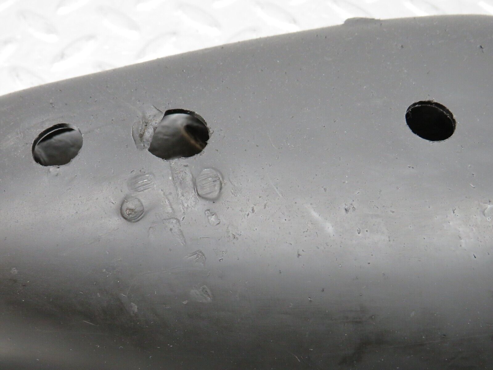 36460 Mercedes-Benz W201 190E 2.0L Rear Control Arm Cover 1243520088