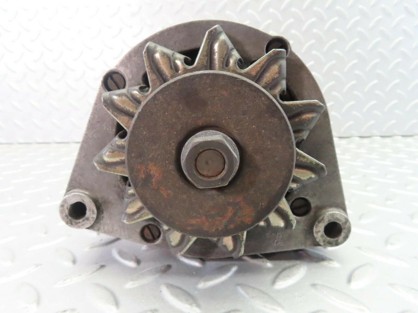 7553 Mercedes-Benz Alternator Bosch 1197311023