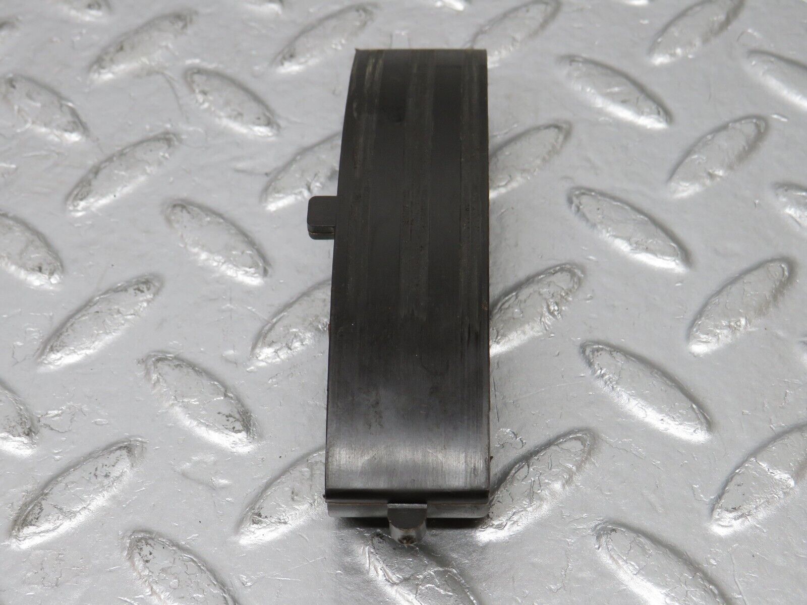 34512 Mercedes-Benz C126 380SEC Coupe Timing Chain Guide Rail 1170501816