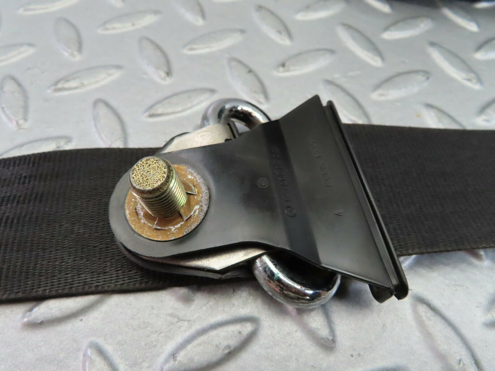 7732 Mercedes-Benz S123 230TE Wagon Front Right Seat Belt 1238606886