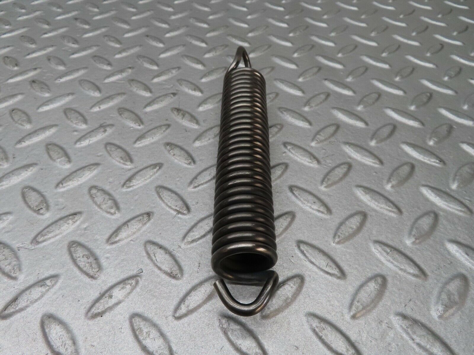 17603 Mercedes-Benz W116 450SEL Bonnet Hinge Spring