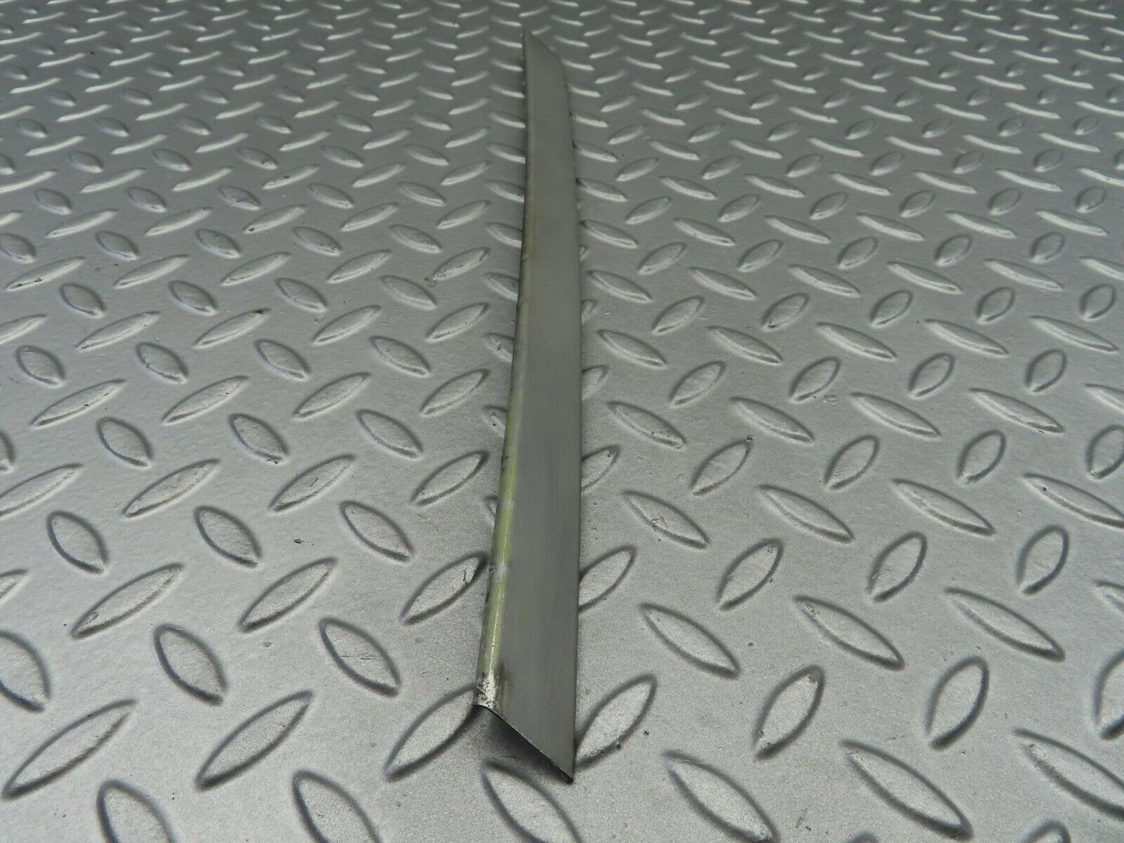 6912 Mercedes-Benz C107 350SLC Coupe Exterior Rear Quarter Window Cover Left