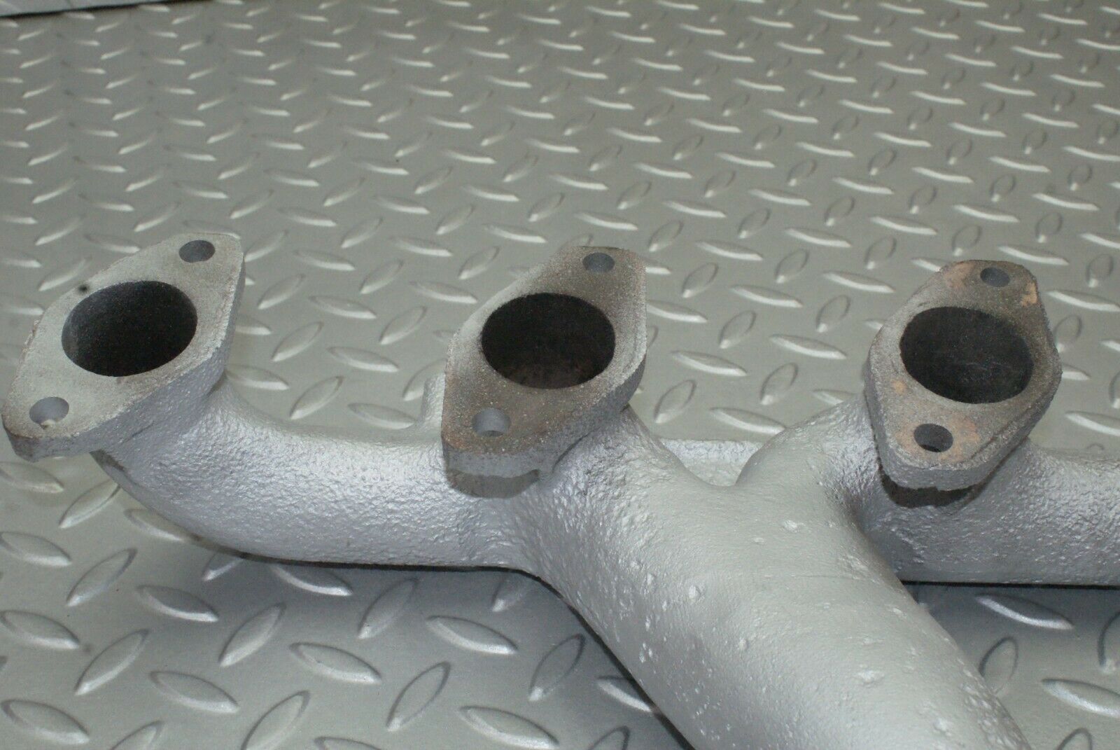 2624 Mercedes-Benz W116 350SE Exhaust Manifold Right Side 1161423701