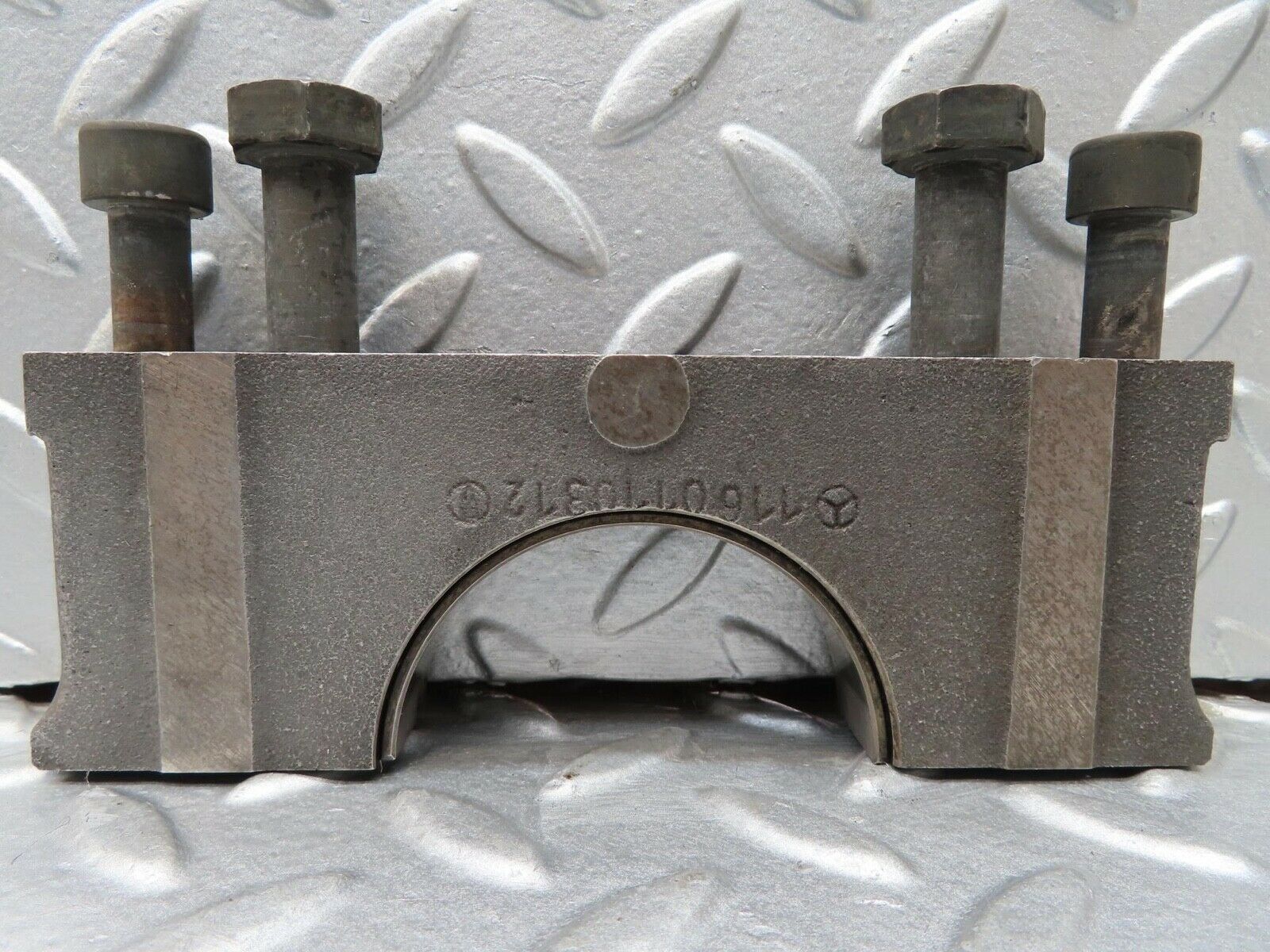 16545 Mercedes-Benz C107 350SLC Coupe Crankshaft Bearing Holder Block 1160110312