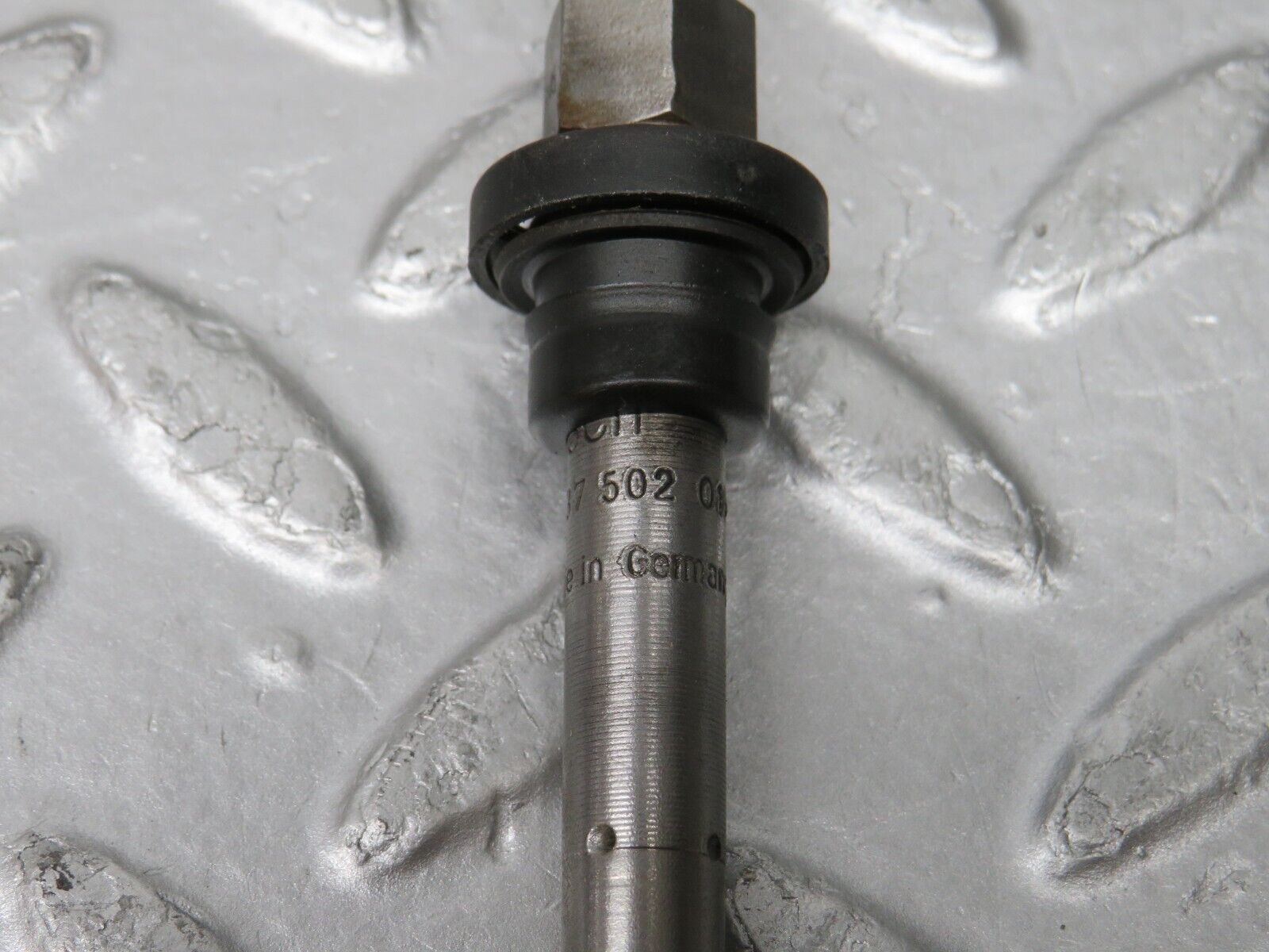 32707 Mercedes-Benz S124 300TE Wagon Fuel Injector Bosch 0437502010