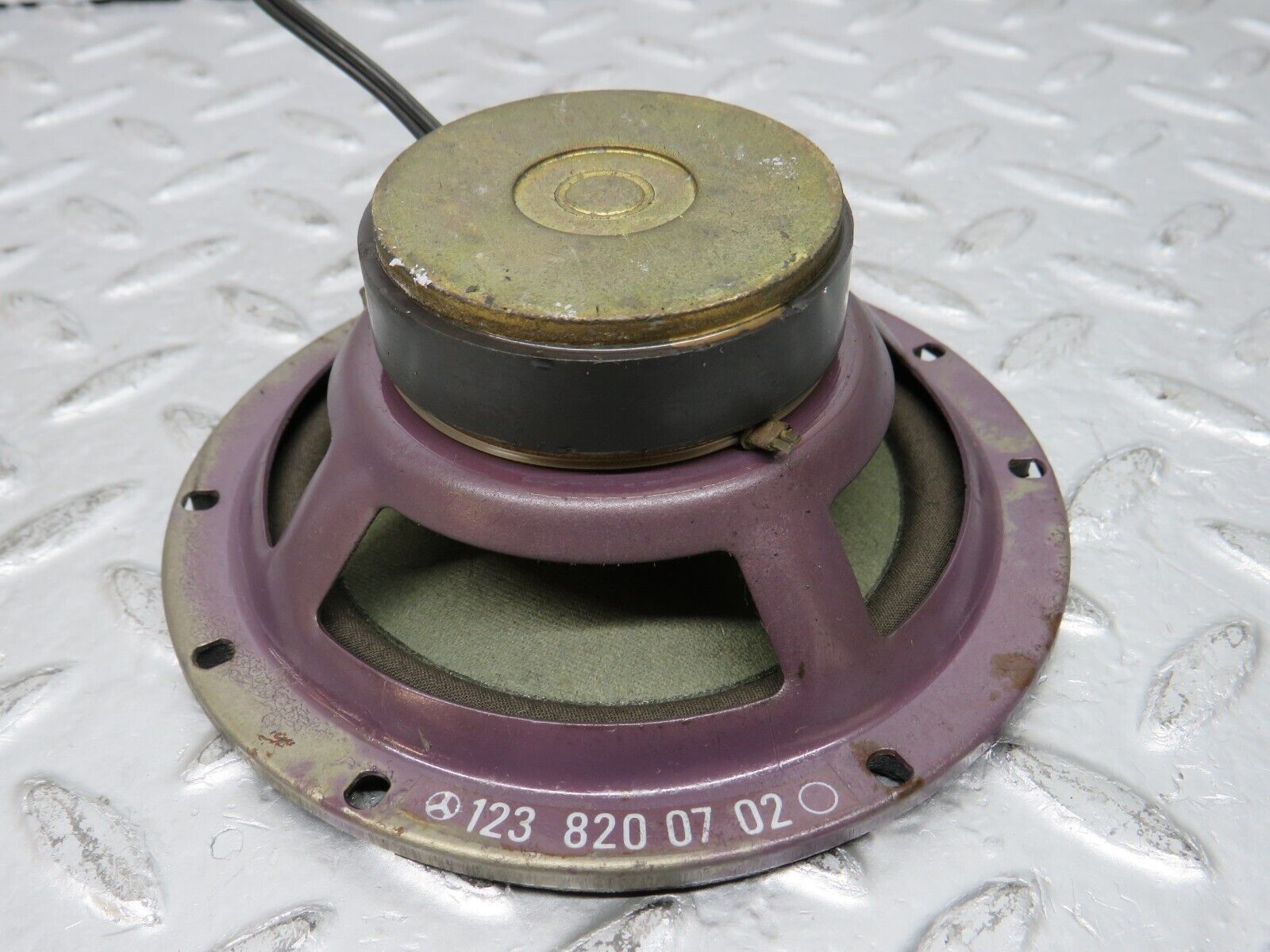 29725 Mercedes-Benz W123 230E Parcel Shelf Speaker 1238200702