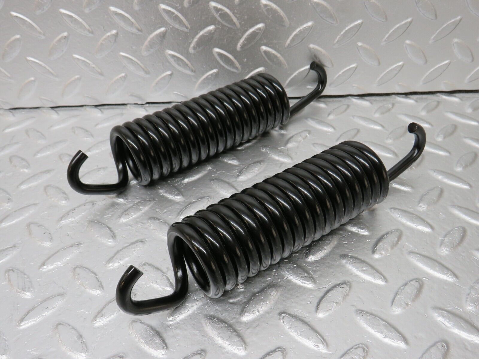 34645 Mercedes-Benz C126 380SEC Coupe Bonnet Hinge Spring