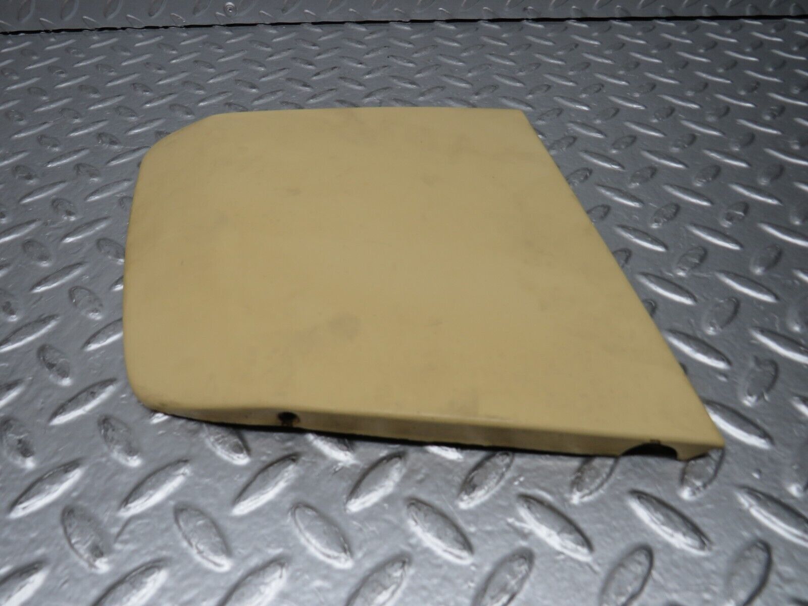 30059 Porsche 924 Headlight Cover Left