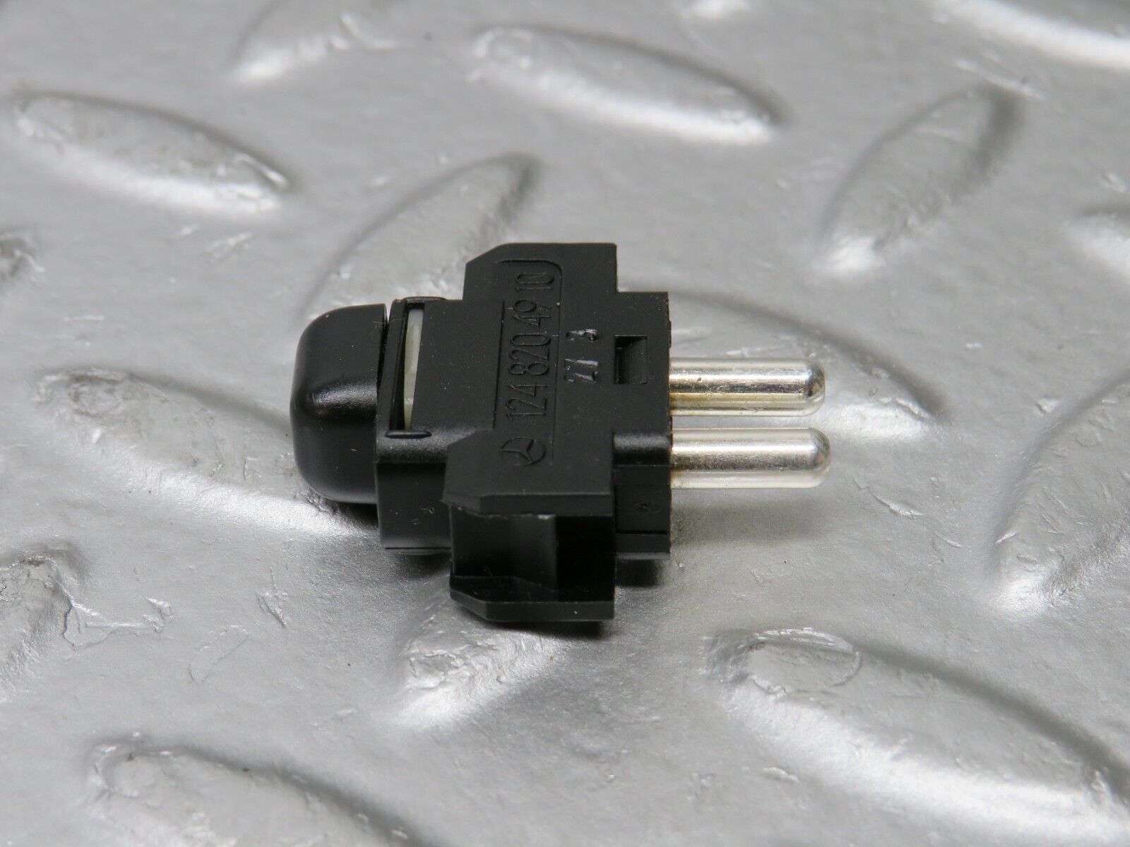 38140 Mercedes-Benz A124 320E Cabriolet Child Lock Control Switch 1248204910