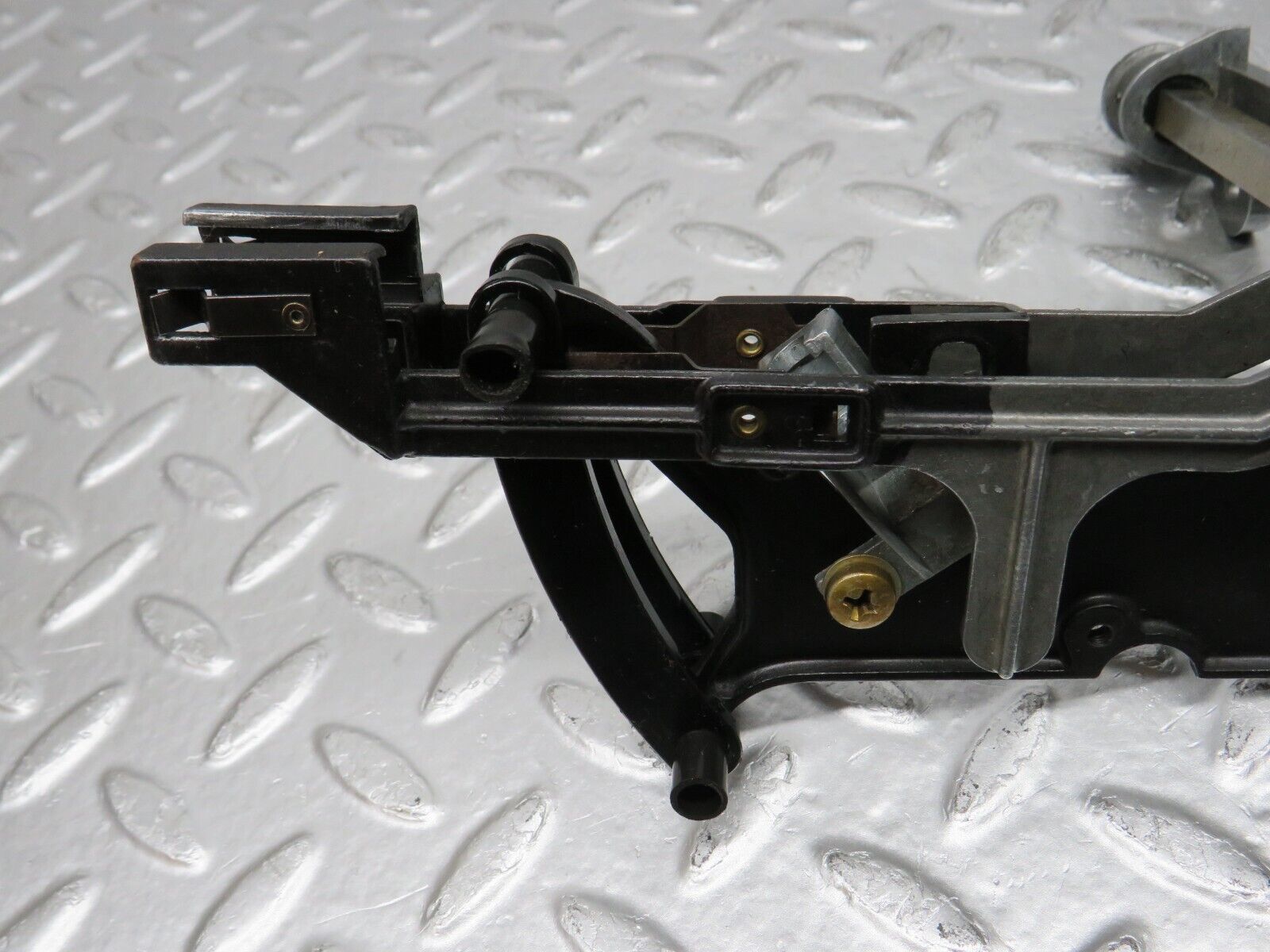 32277 Mercedes-Benz C107 350SLC Coupe Coupe Heater Control Mechanism