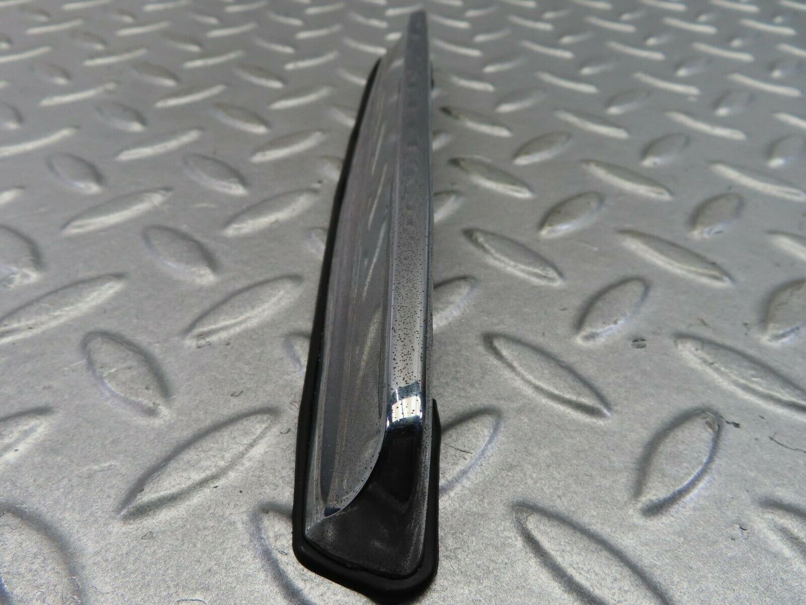 7881 Mercedes-Benz W115 220D Boot Lid Trunk Lid Chrome Handle