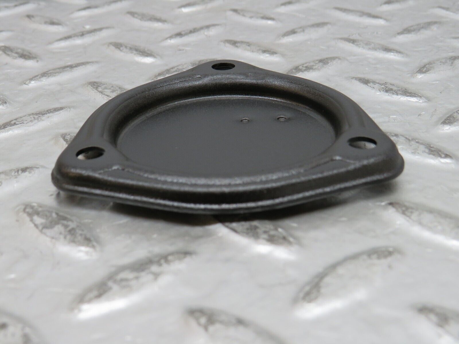 28164 Mercedes-Benz W123 280E Camshaft Access Cover Plate Set