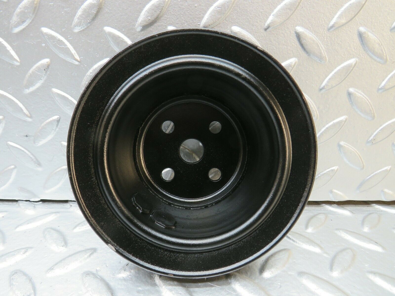 22859 Mercedes-Benz C107 450SLC Coupe Water Pump Pulley