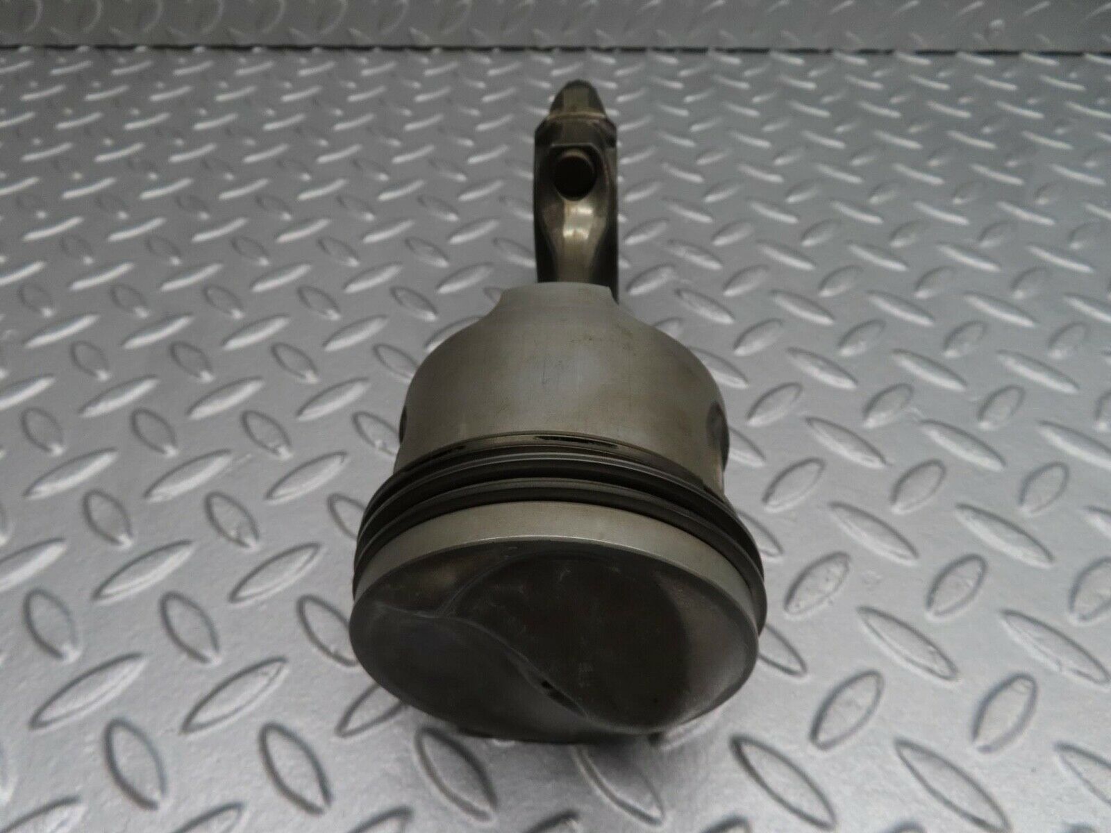 15981 Mercedes-Benz W123 280E Piston With Connecting Rod 85.975 mm