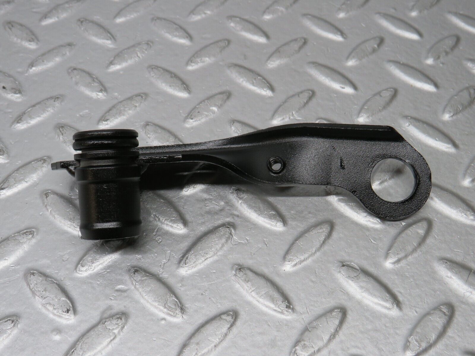 38972 Mercedes-Benz W201 190E 2.6L Engine Lifting Eyes Hooks