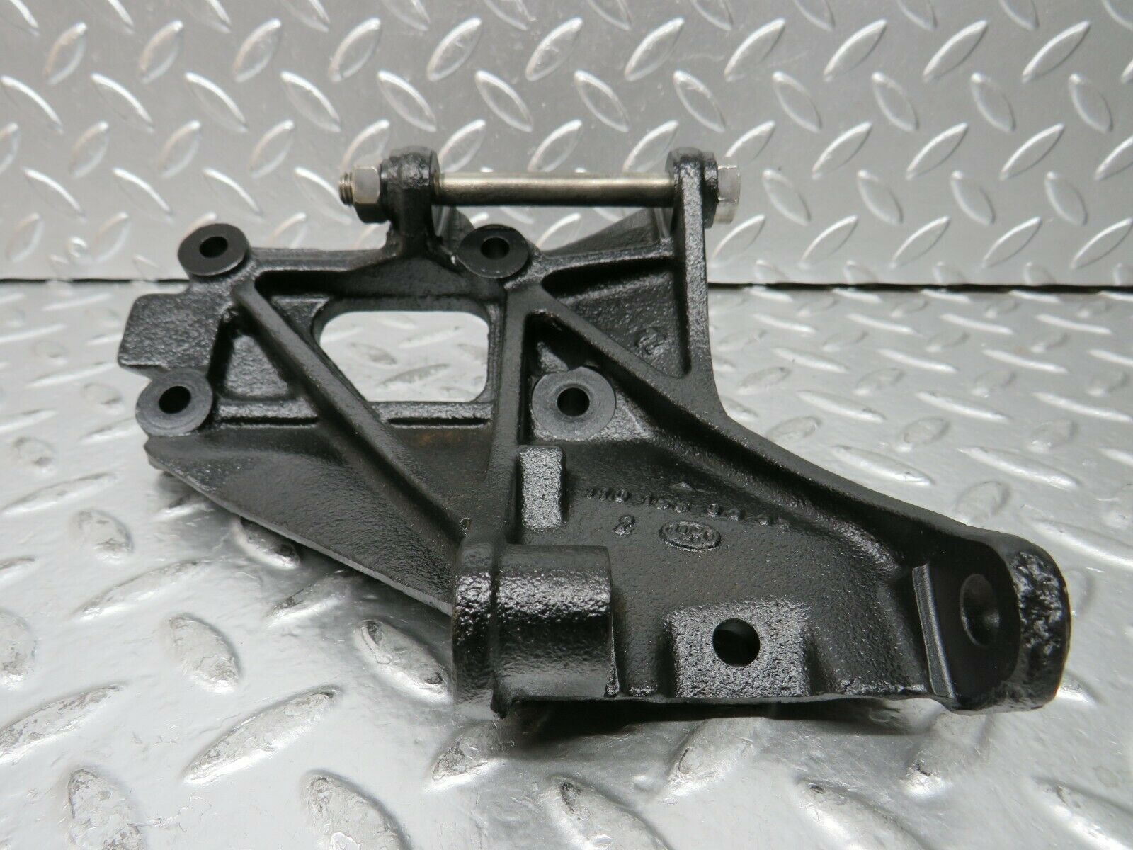 23562 Mercedes-Benz W114 280E Alternator Generator Bracket