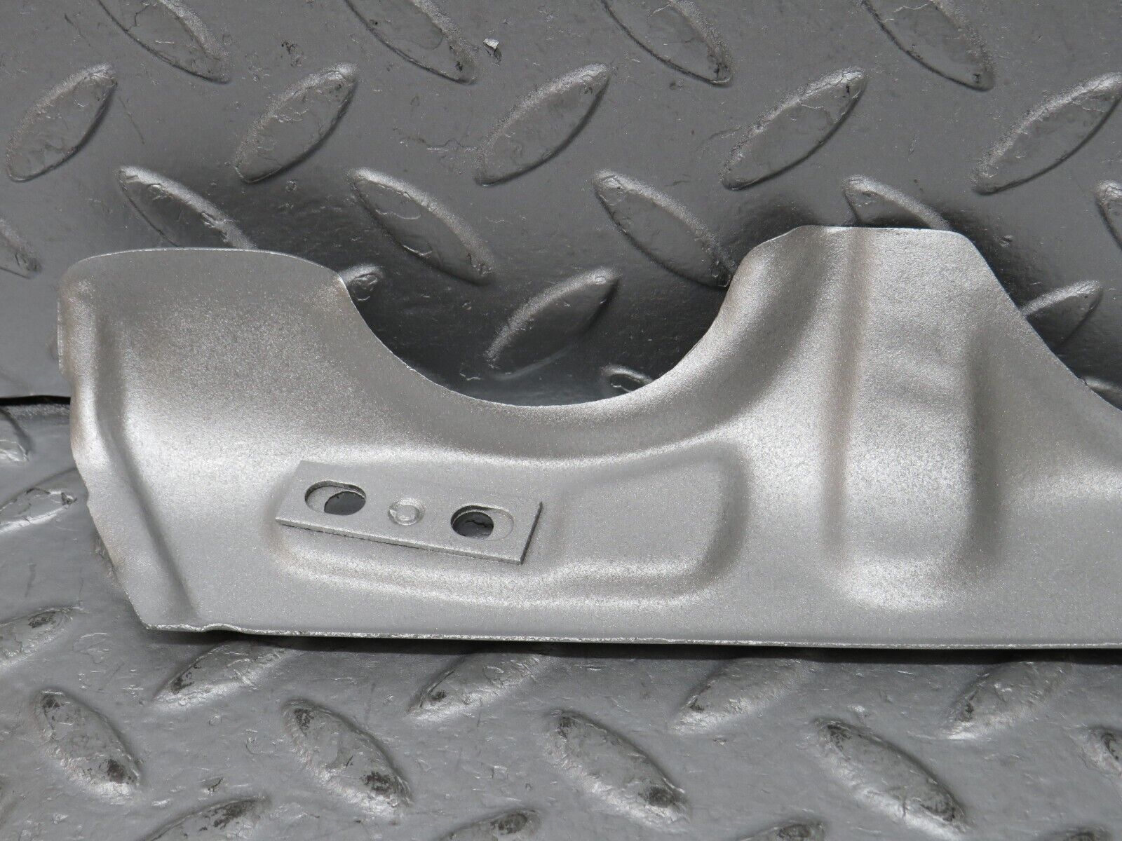 36346 Mercedes-Benz W126 420SE Exhaust Manifold Heat Shield