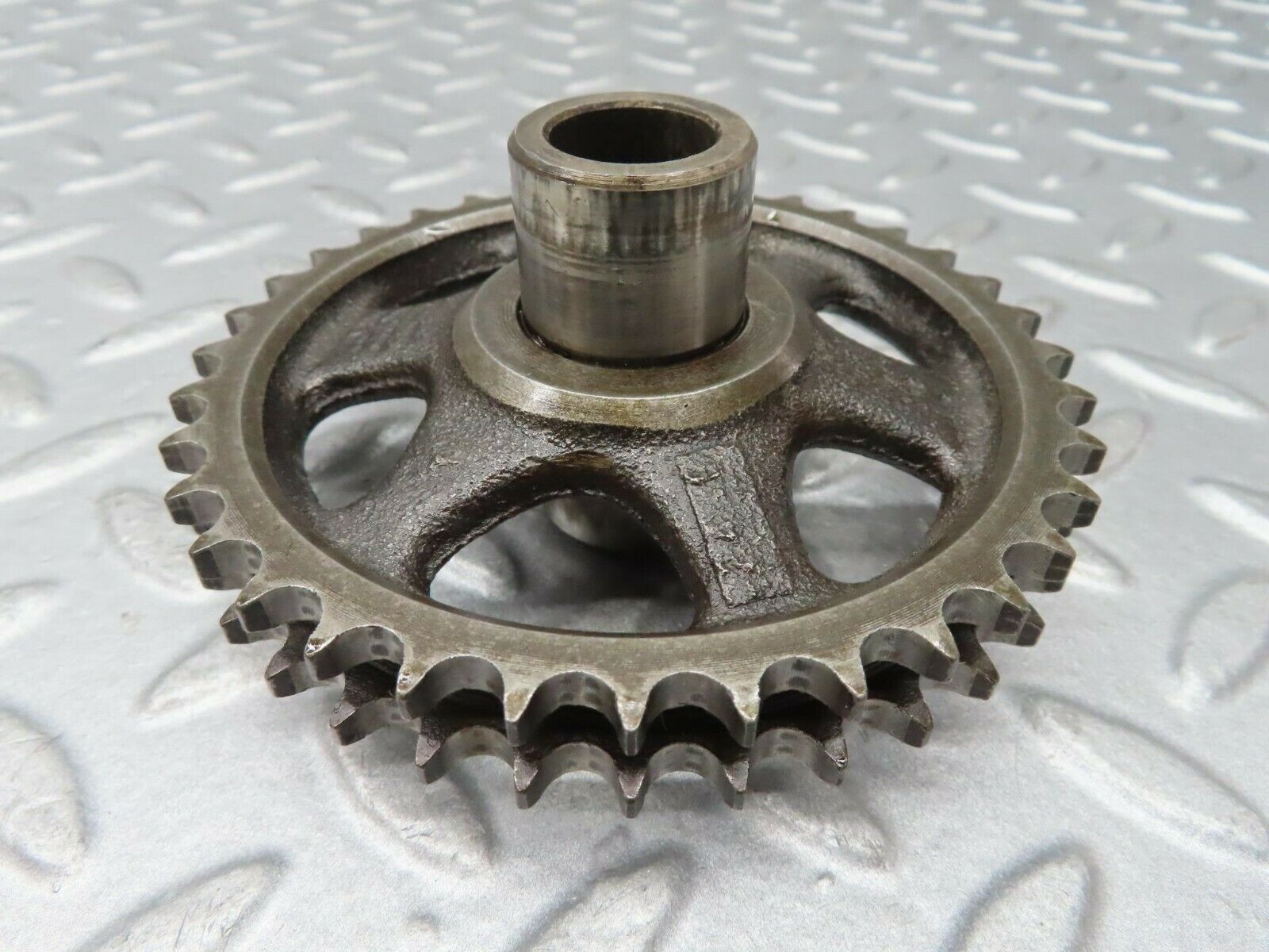 16695 Mercedes-Benz C107 380SLC Timing Gear 1160770312