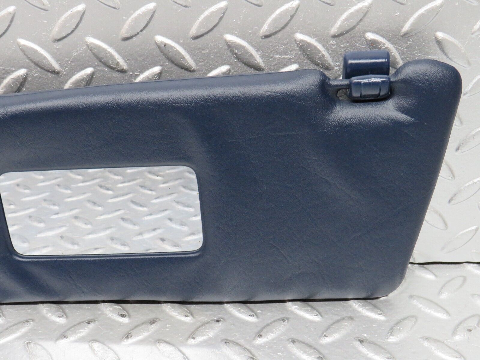 31952 Mercedes-Benz W123 230E Sun Visor Left Side Blue