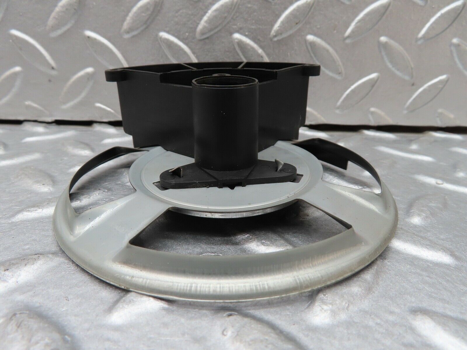 18331 Mercedes-Benz W115 Temperature Fuel Oil Gauge Instrument Surround