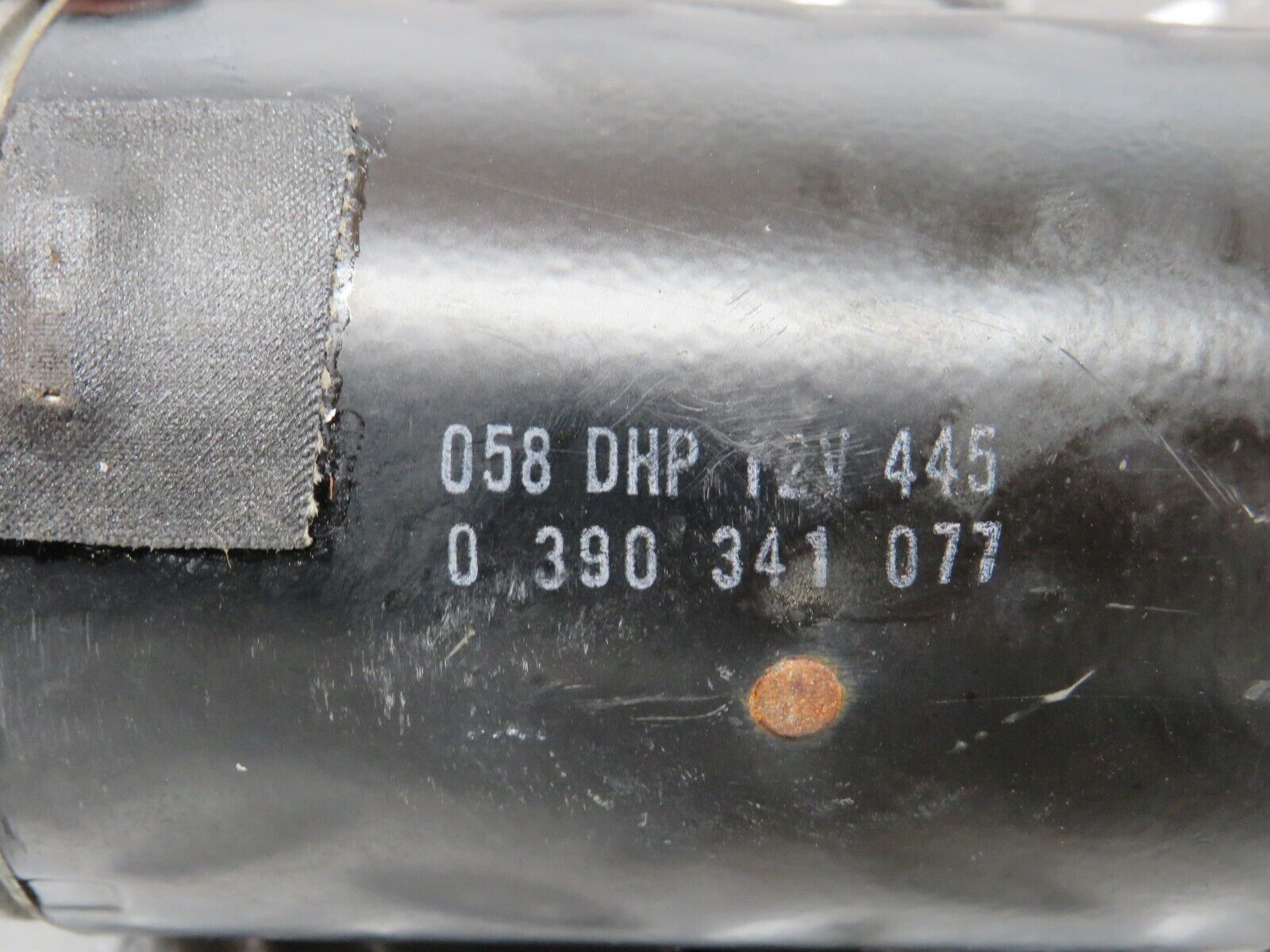 28738 Mercedes-Benz W123 230E Wiper Motor Bosch 0390341077