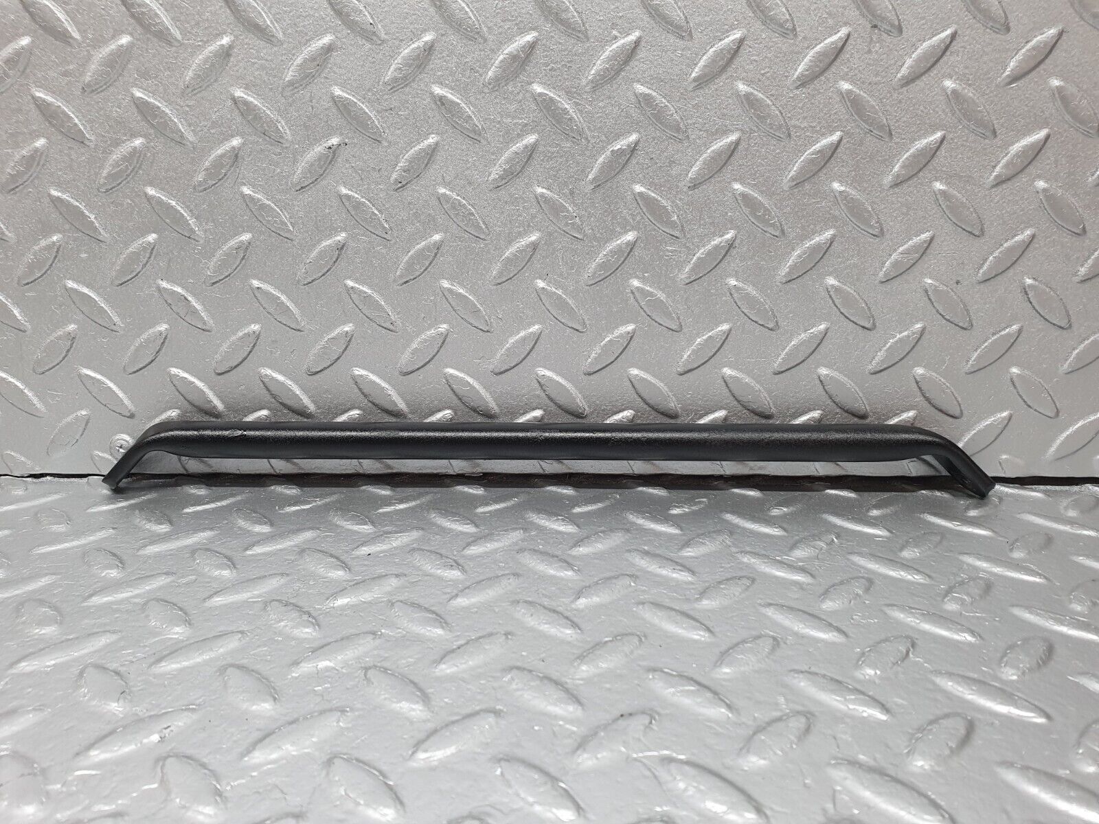 40835 Mercedes-Benz W123 300D Power Steering Pump Holder Bracket