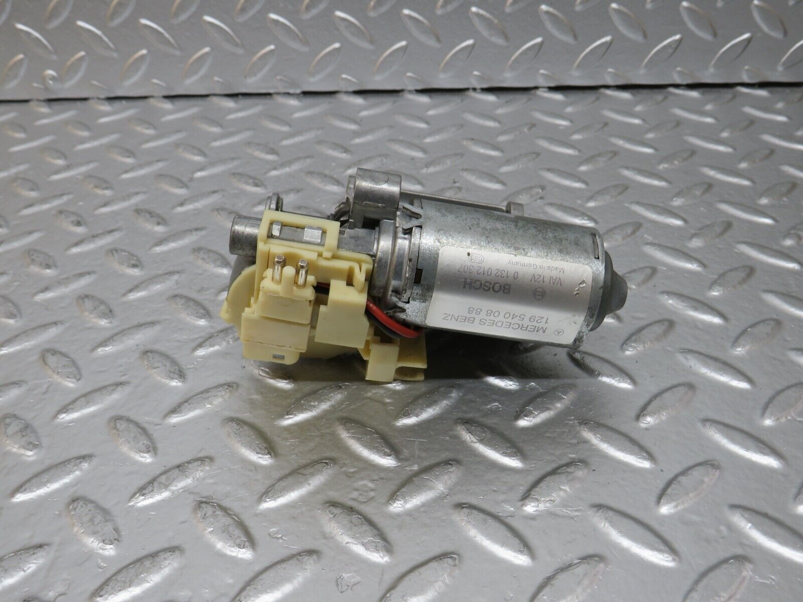 24970 Mercedes-Benz W140 S320 Steering Column Adjustment Motor 1295400888