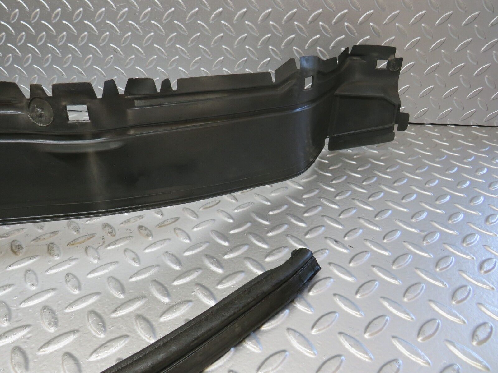 26496 Mercedes-Benz C124 220CE Front Right Inner Fender Wing Splash Guard 1248840735