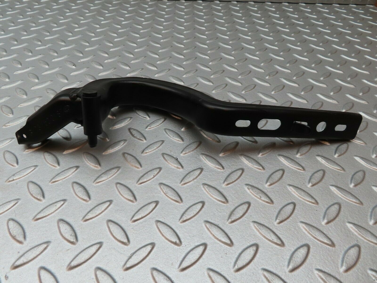 4239 Mercedes-Benz V123 240D LWB Trunk Lid Hinge Left Side 1237500187