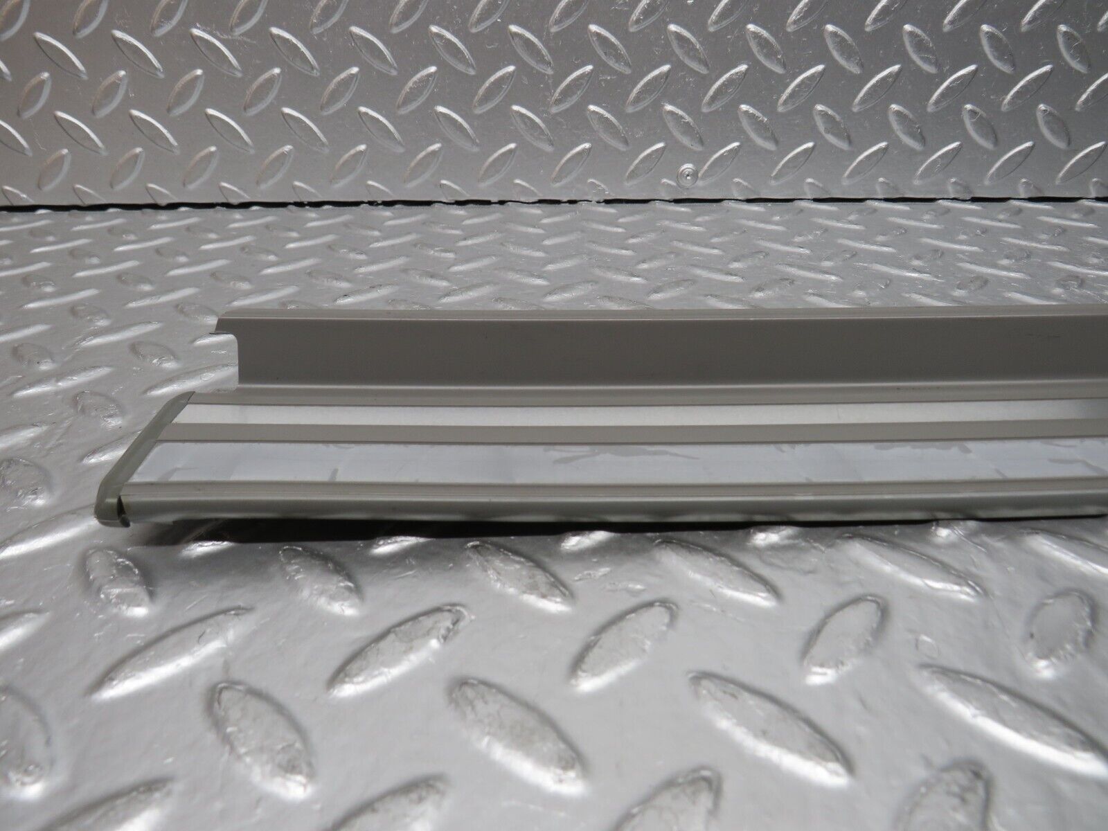 30446 Mercedes-Benz W124 230E Rear Left Door Sill Trim