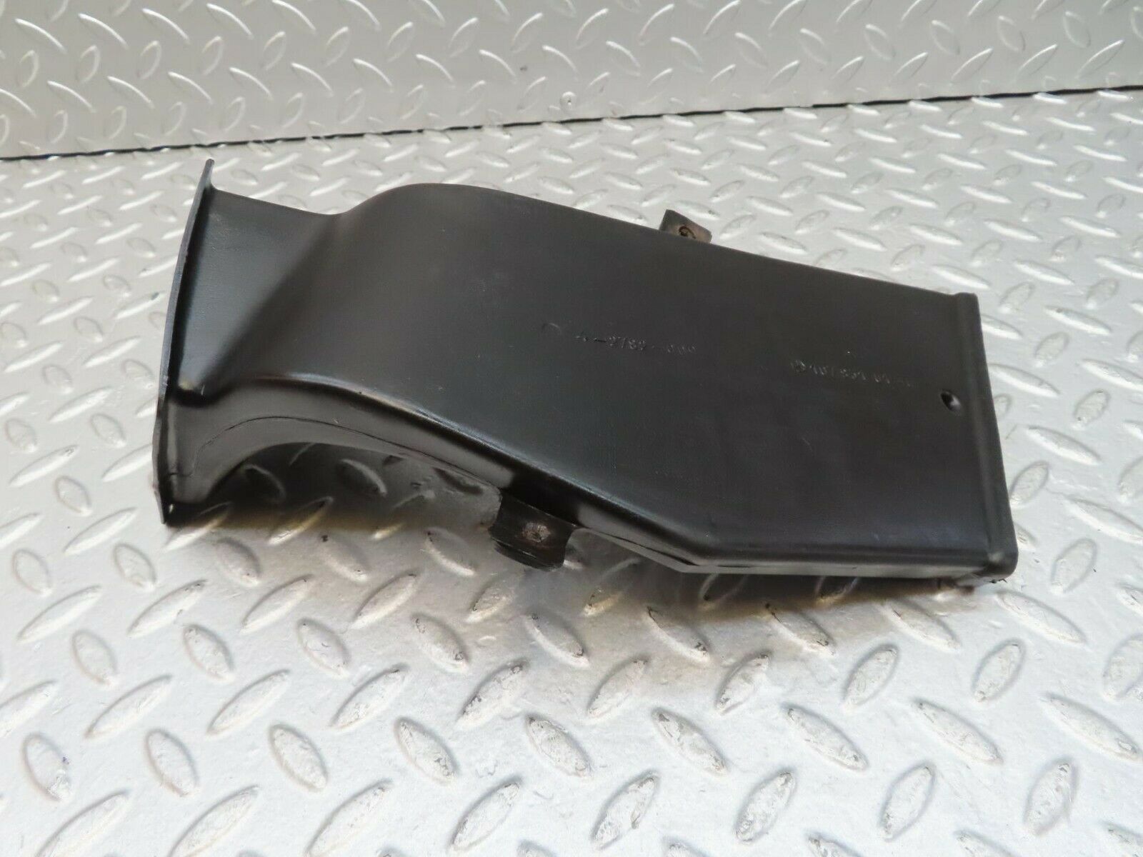 16593 Mercedes-Benz C107 380SLC Floor Ventilation Duct Left 1078310146