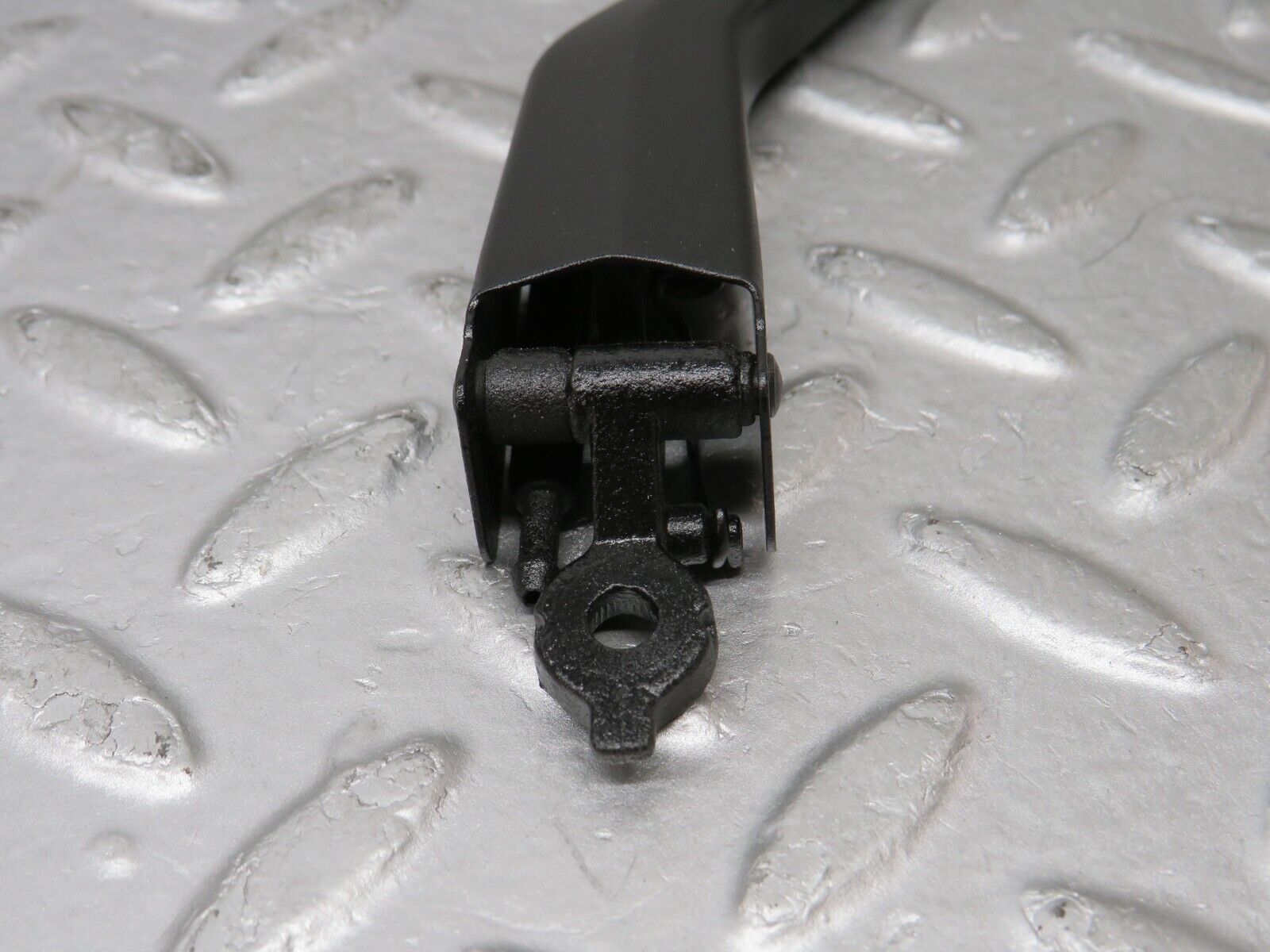 36340 Mercedes-Benz W126 420SE Headlight Wiper Arm Bosch Right Side