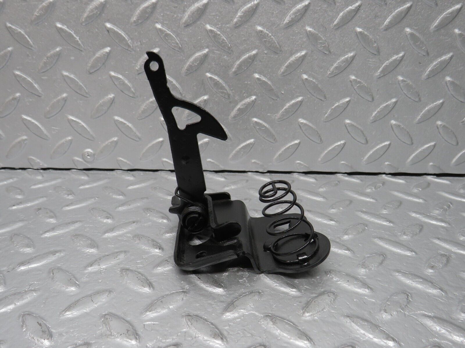 38528 Mercedes-Benz R129 280SL Coupe Bonnet Release Latch 1298800064