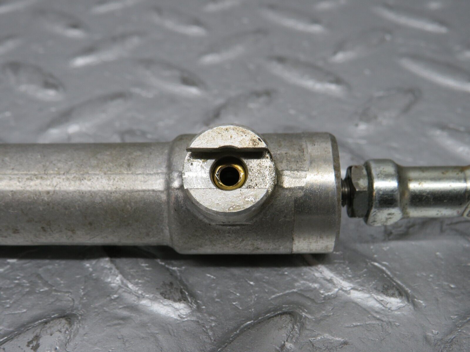 38573 Mercedes-Benz R129 280SL Coupe Roof Folding Hydraulic Cylinder 1298002072