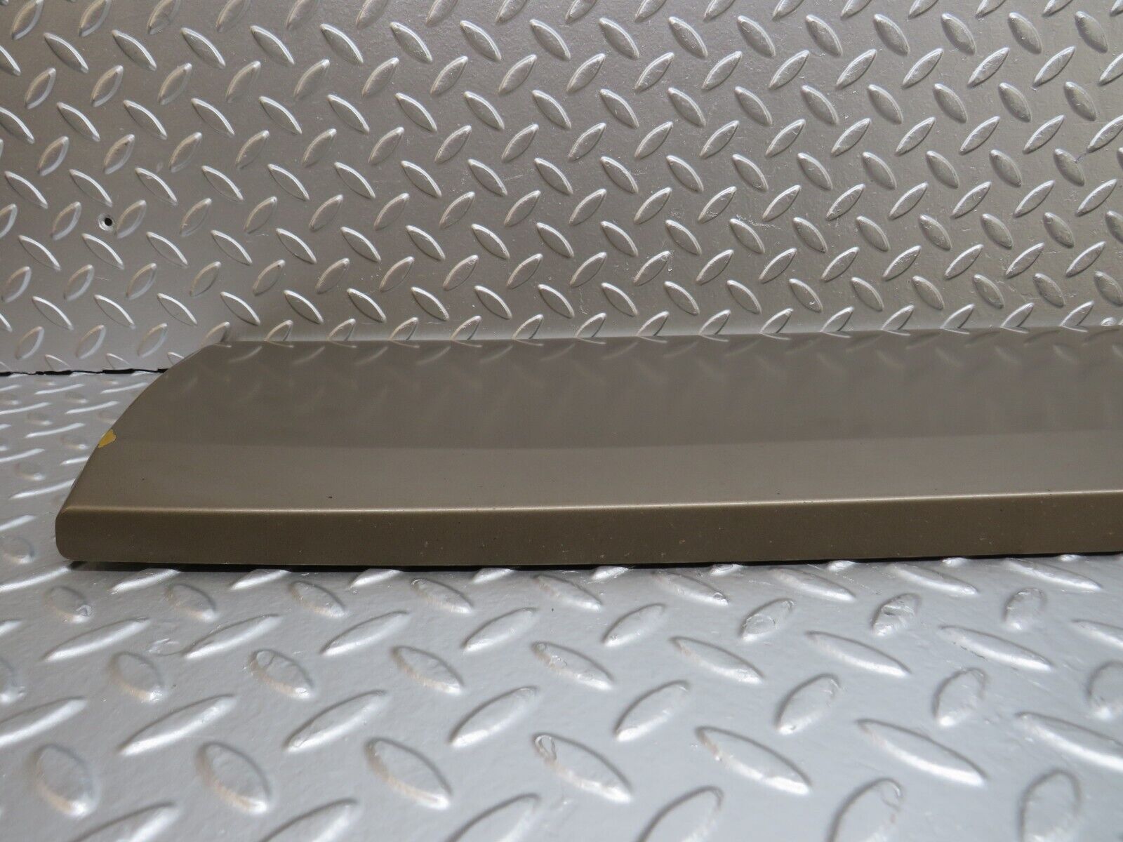 29254 Mercedes-Benz W124 230E Front Left Door Lower Moulding Trim 1246901540