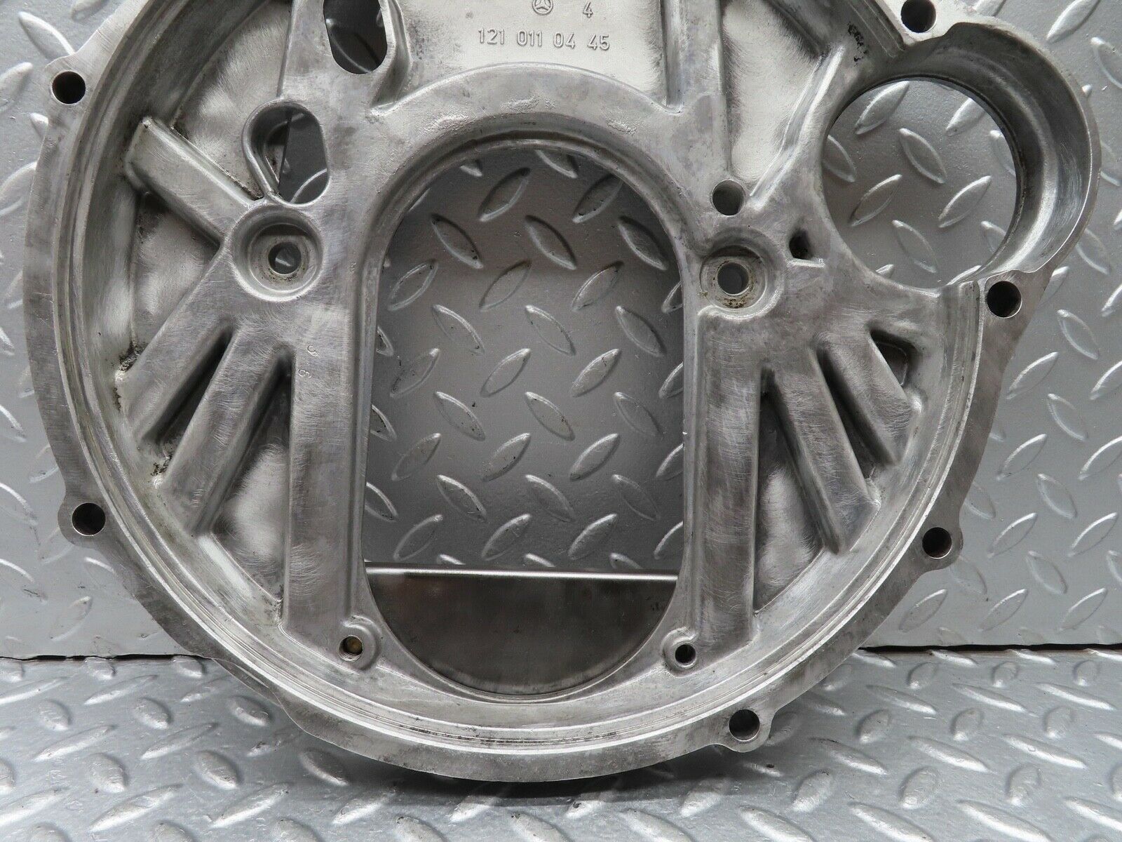 18457 Mercedes-Benz W111 220SE Coupe Gearbox Flange 1210110445