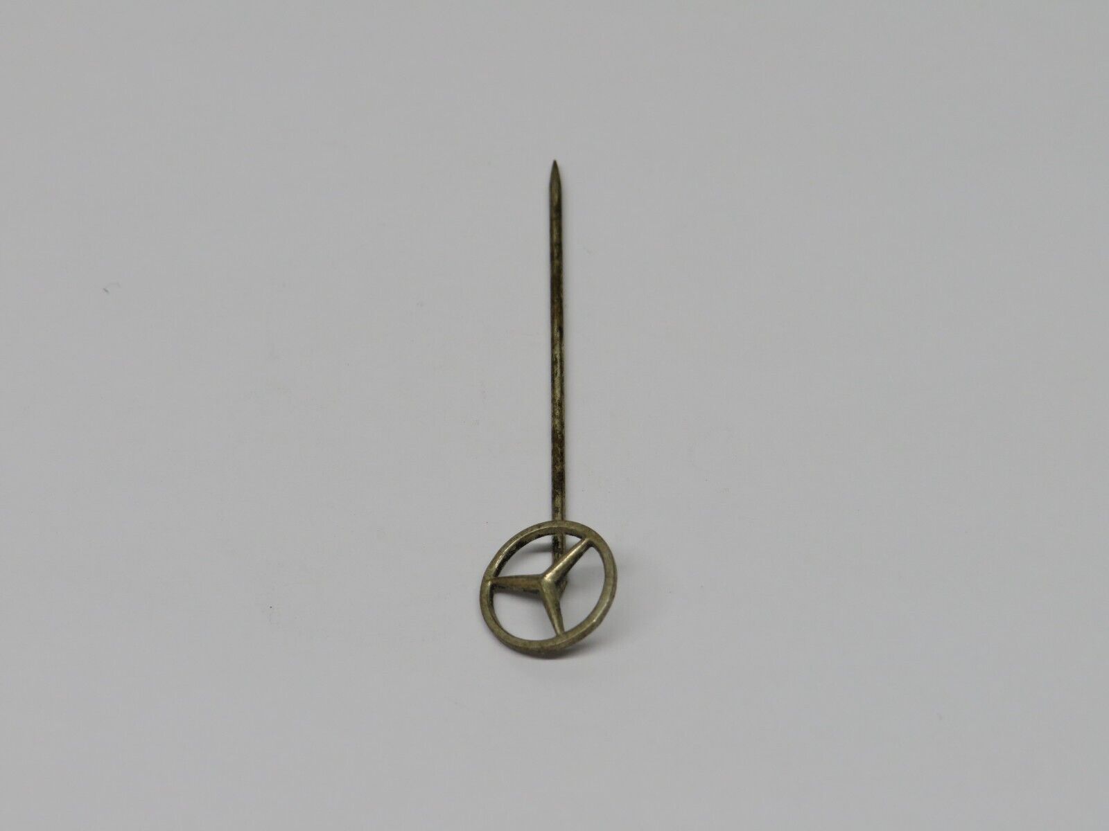 37497 Mercedes-Benz Vintage Lapel Pin Badge