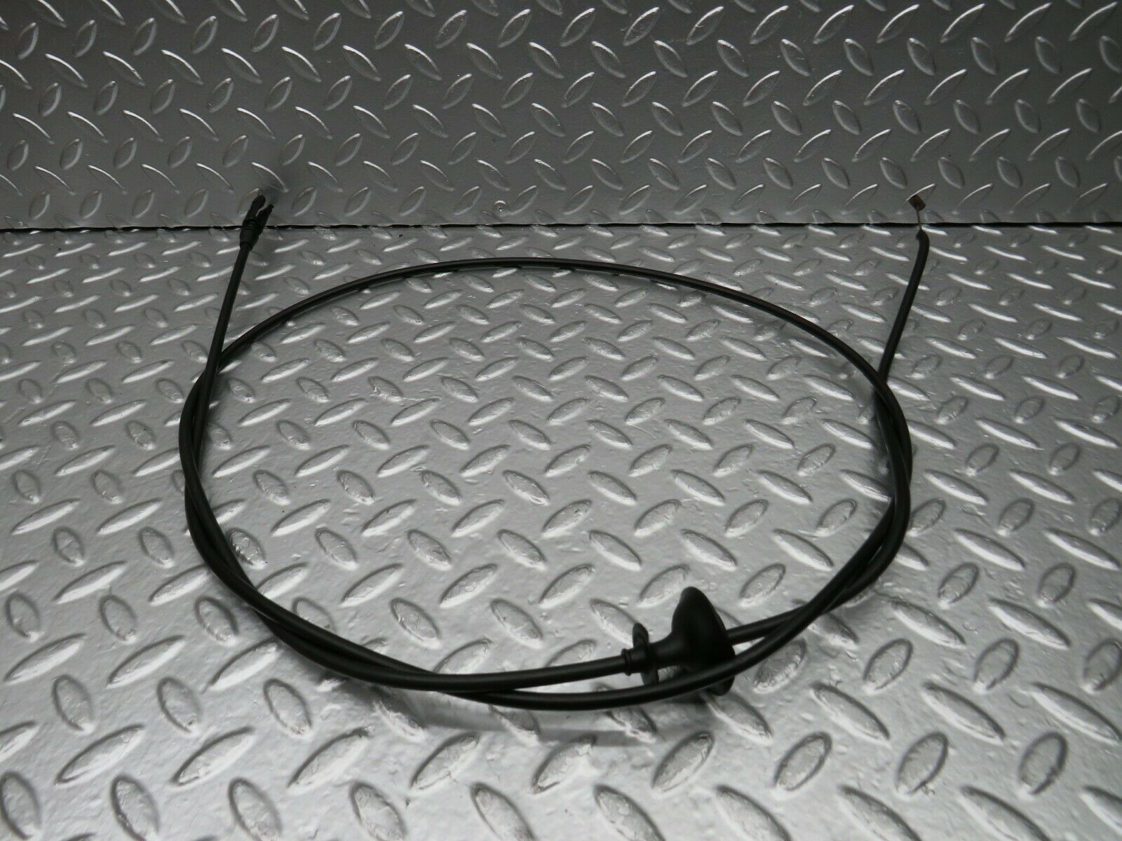 22415 Mercedes-Benz C124 E220 Coupe Bonnet Release Cable