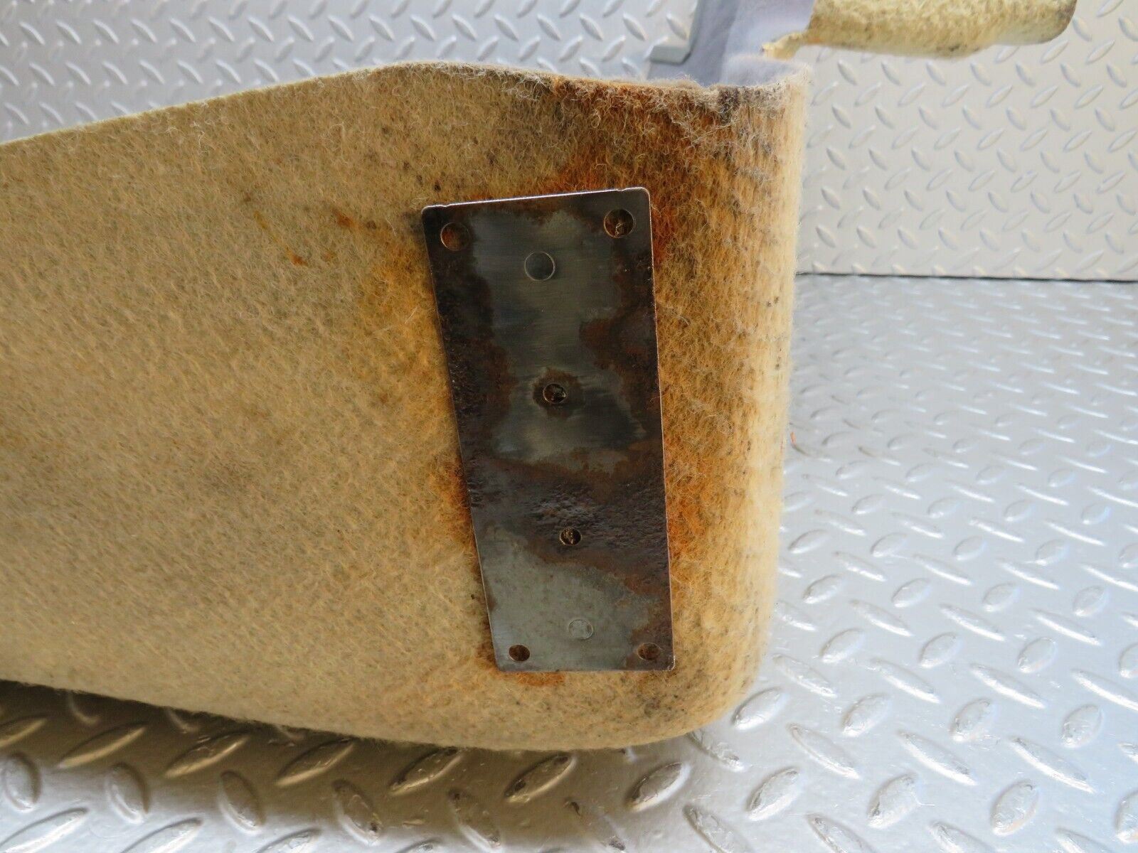 39526 Mercedes-Benz R129 320SL Coupe Trunk Cover Panel Left Side Grey