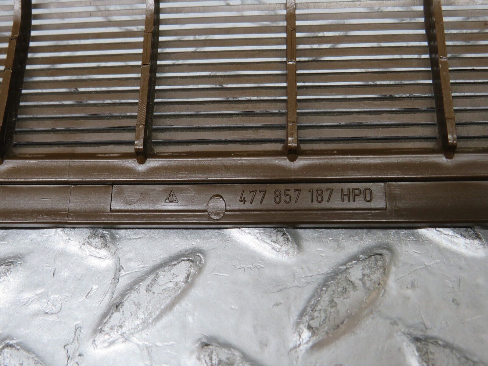 30015 Porsche 924 Dashboard Speaker Cover Brown 477857187