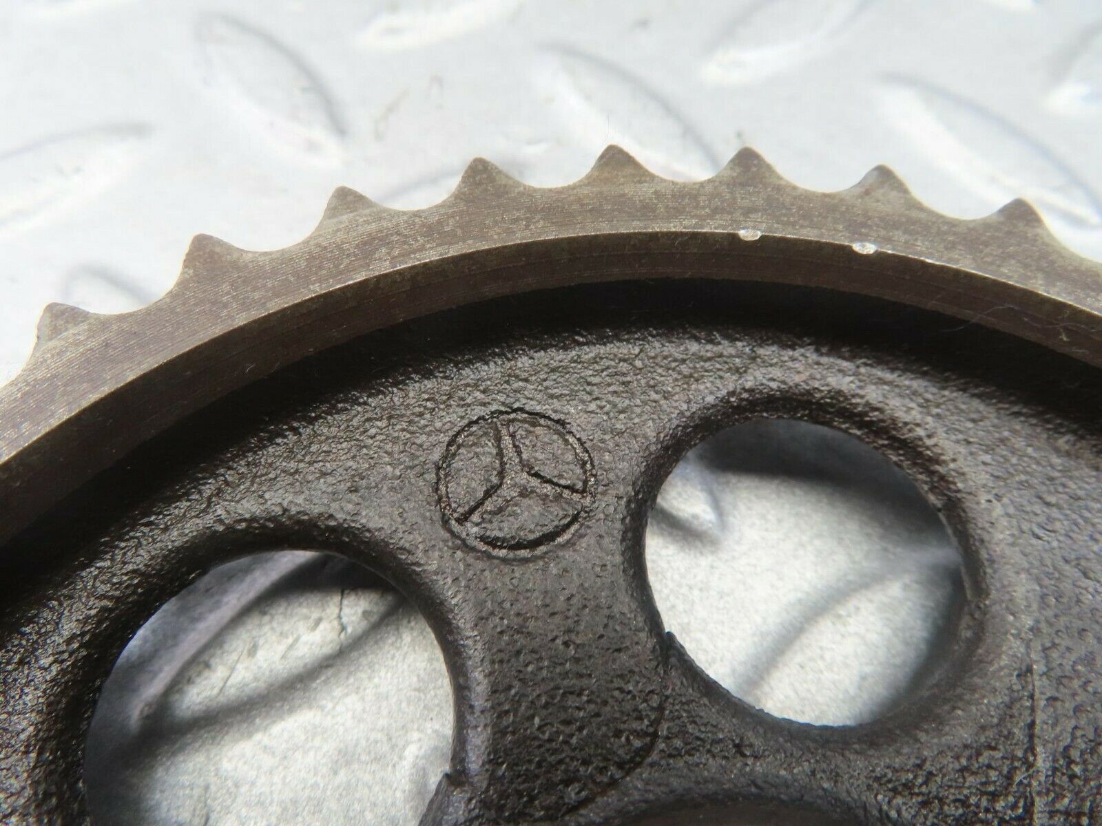 8449 Mercedes-Benz W108 Camshaft Timing Gear 1210520201