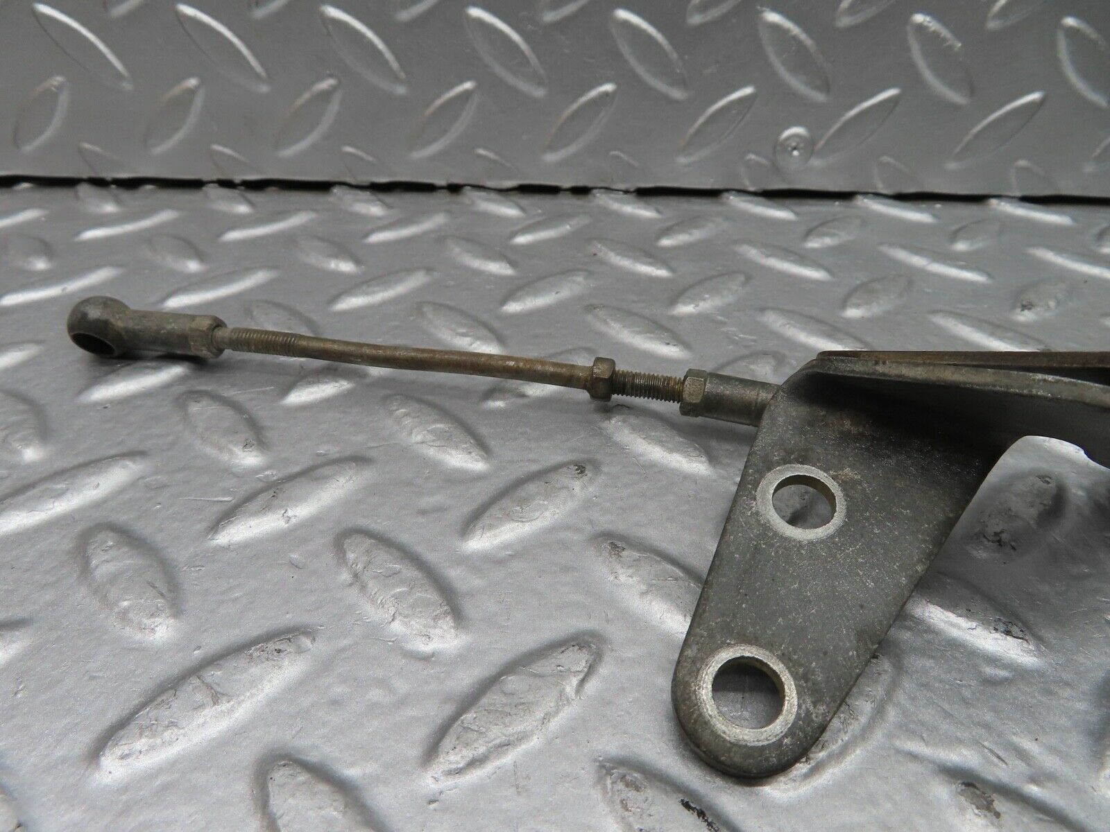 20999 Mercedes-Benz W114 250CE Coupe Throttle Linkage 1140720301