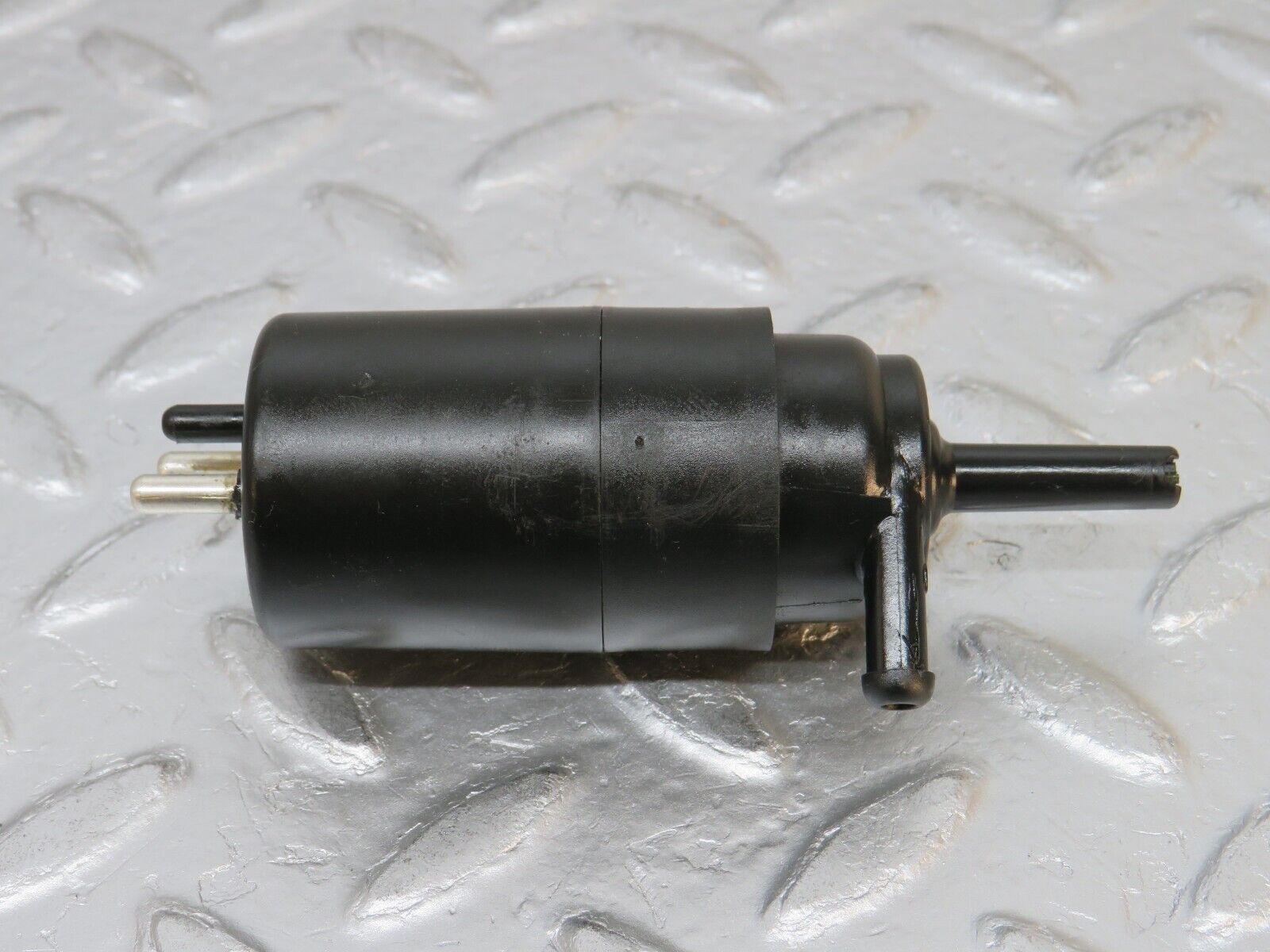 32418 Mercedes-Benz S124 300TE Wagon Windscreen Washer Pump Hella 1248690221