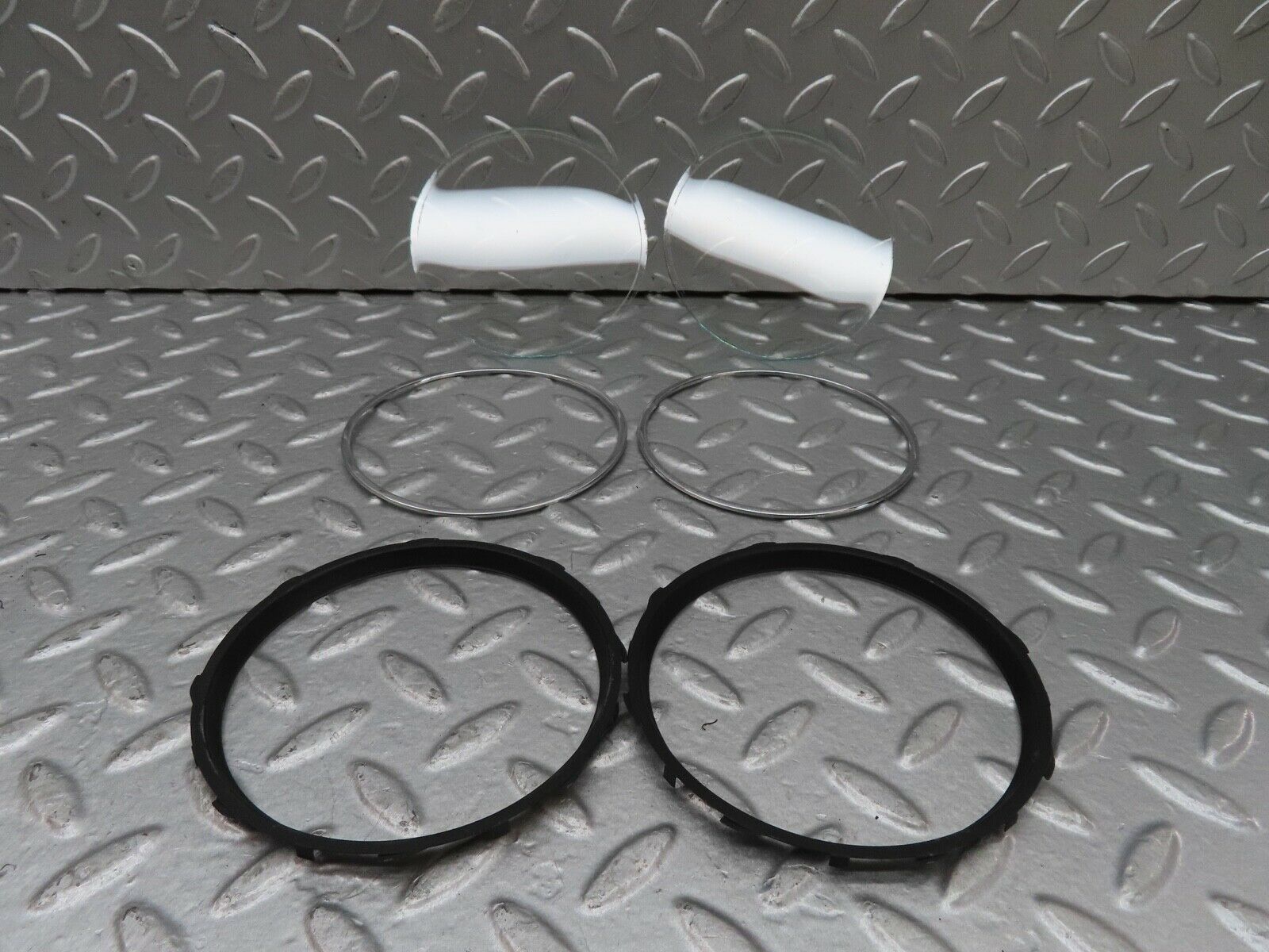 13174 Mercedes-Benz W115 Instrument Cluster Glass With Rings